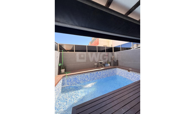 Odsprzedaż - Kamienica - Torrevieja