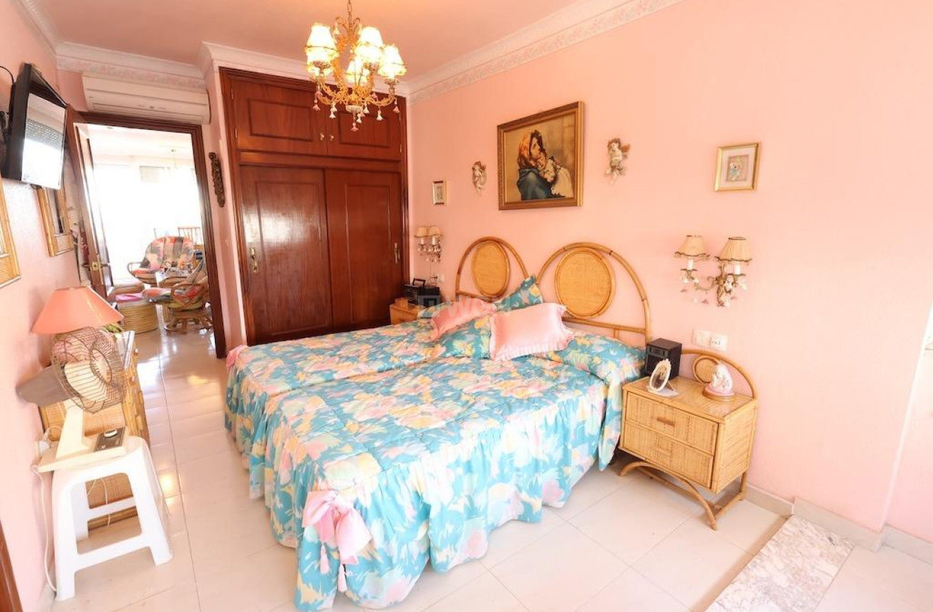 Odsprzedaż - Mieszkanie w bloku - Torrevieja - Costa Blanca