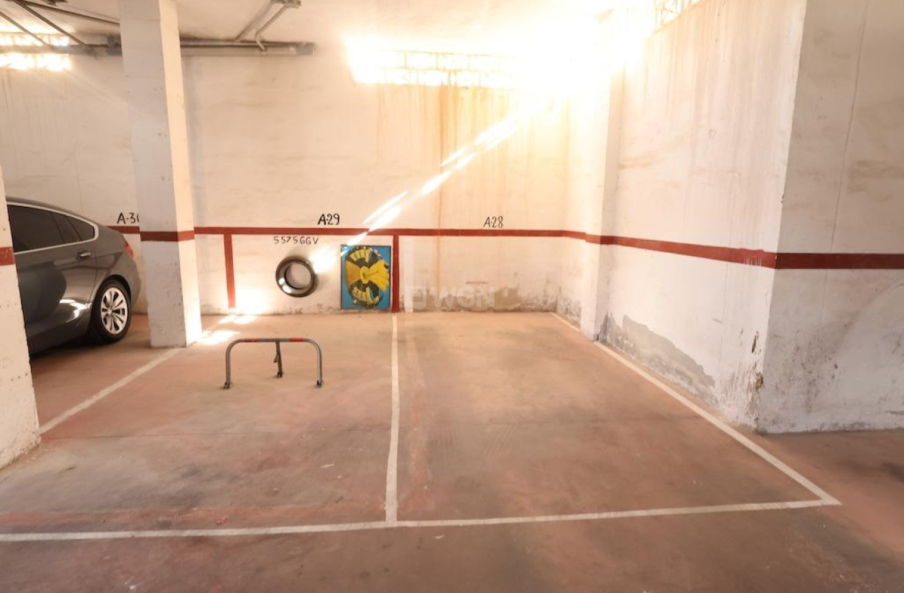 Odsprzedaż - Mieszkanie w bloku - Torrevieja - Costa Blanca