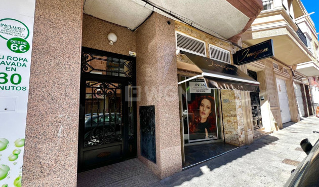 Odsprzedaż - Reklama w telewizji - Torrevieja