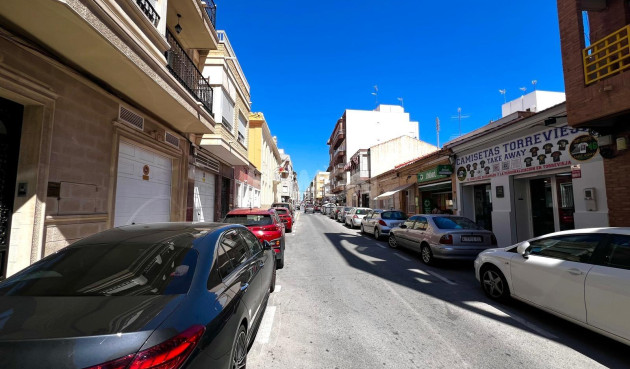 Odsprzedaż - Reklama w telewizji - Torrevieja