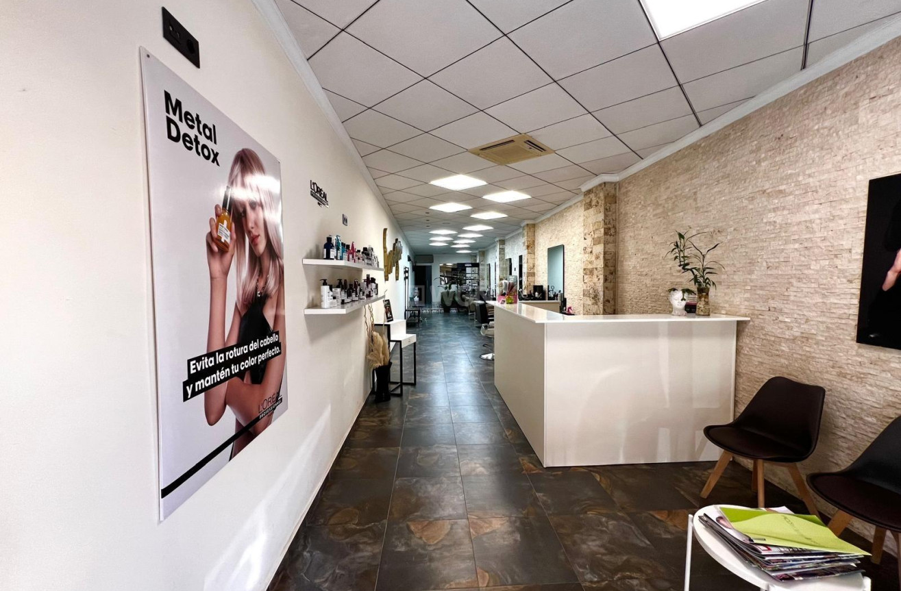 Odsprzedaż - Reklama w telewizji - Torrevieja