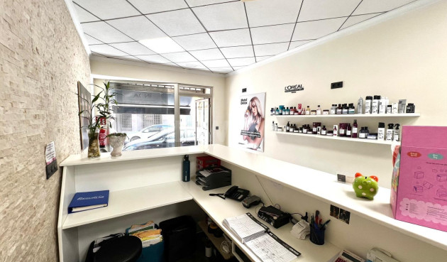 Odsprzedaż - Reklama w telewizji - Torrevieja