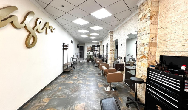 Odsprzedaż - Reklama w telewizji - Torrevieja