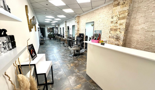 Odsprzedaż - Reklama w telewizji - Torrevieja