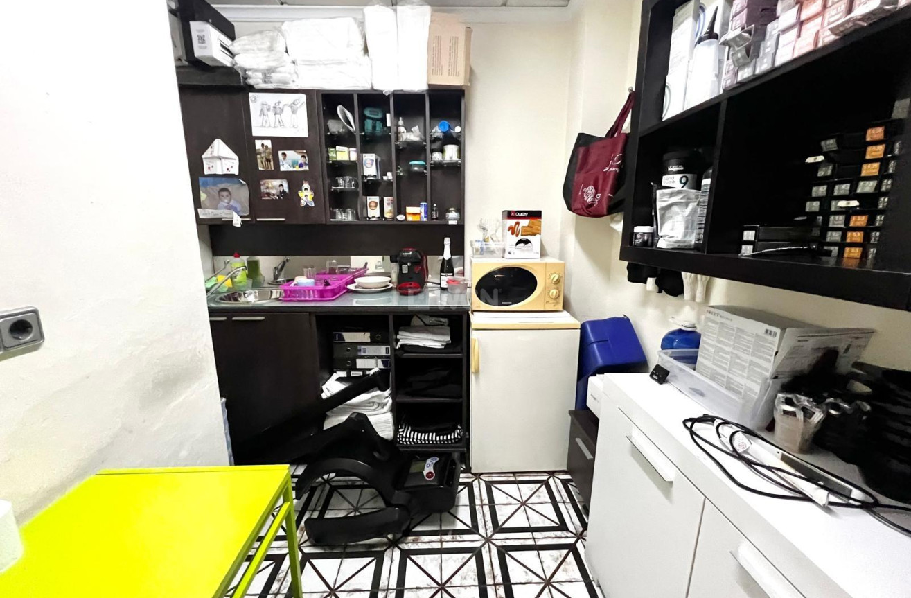 Odsprzedaż - Reklama w telewizji - Torrevieja