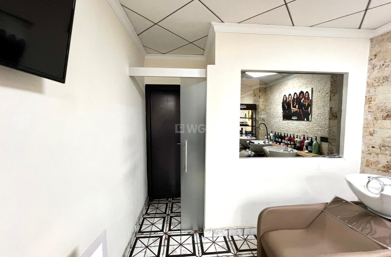 Odsprzedaż - Reklama w telewizji - Torrevieja