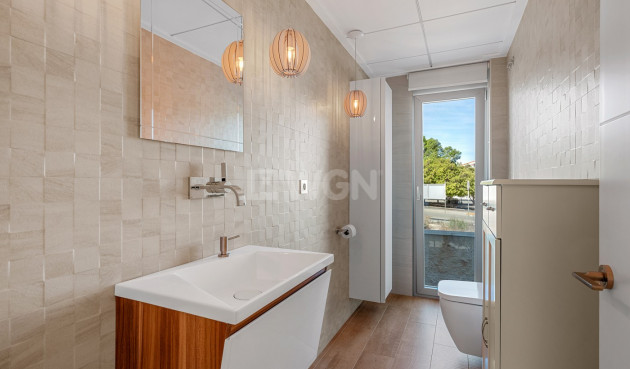 Odsprzedaż - Villa - Benijofar - Costa Blanca