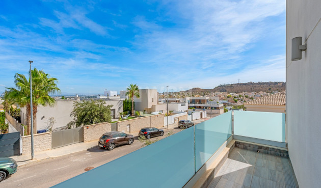 Odsprzedaż - Villa - Benijofar - Costa Blanca