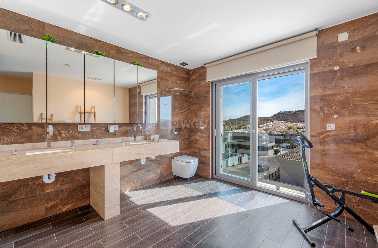 Odsprzedaż - Villa - Benijofar - Costa Blanca