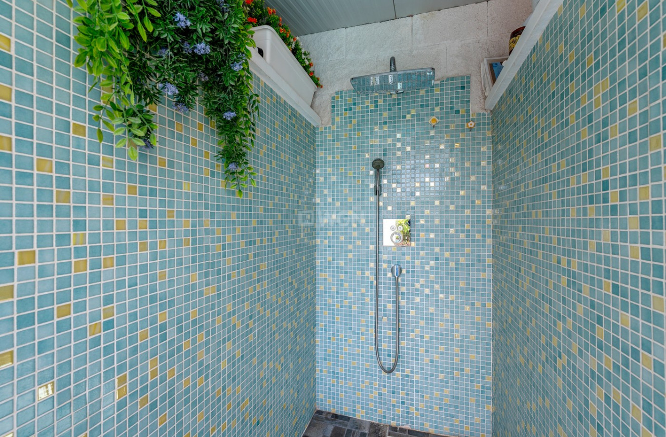 Odsprzedaż - Villa - Benijofar - Costa Blanca