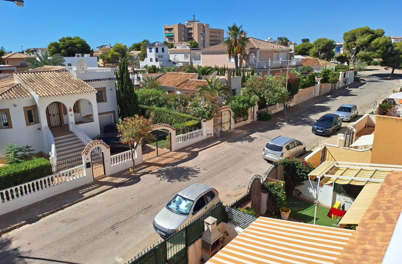 Resale - Apartment / flat - Orihuela Costa - La Zenia