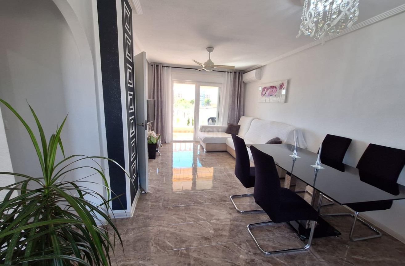 Resale - Apartment / flat - Orihuela Costa - La Zenia