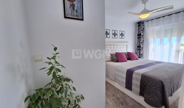 Resale - Apartment / flat - Orihuela Costa - La Zenia