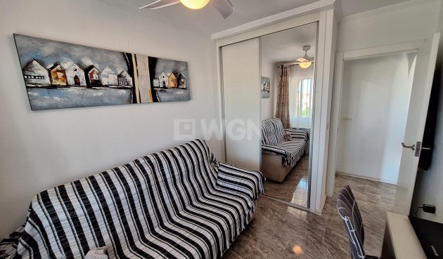 Resale - Apartment / flat - Orihuela Costa - La Zenia