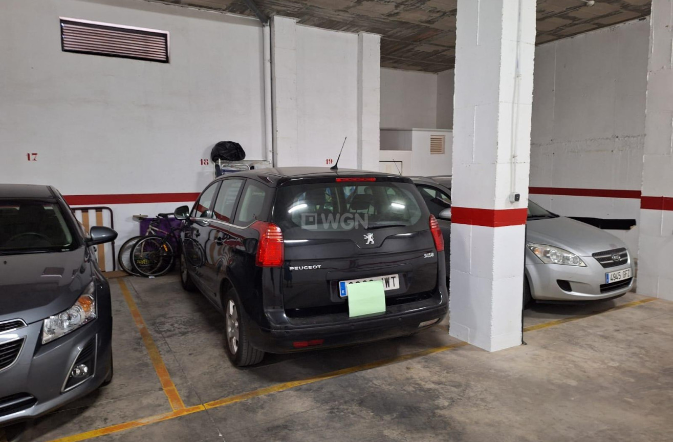 Resale - Apartment / flat - Orihuela Costa - La Zenia