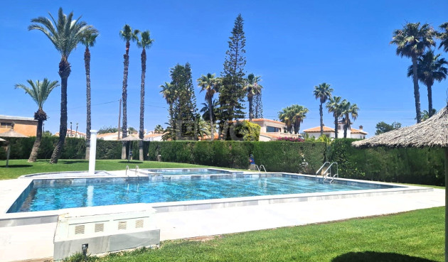 Resale - Apartment / flat - Orihuela Costa - Playa Flamenca