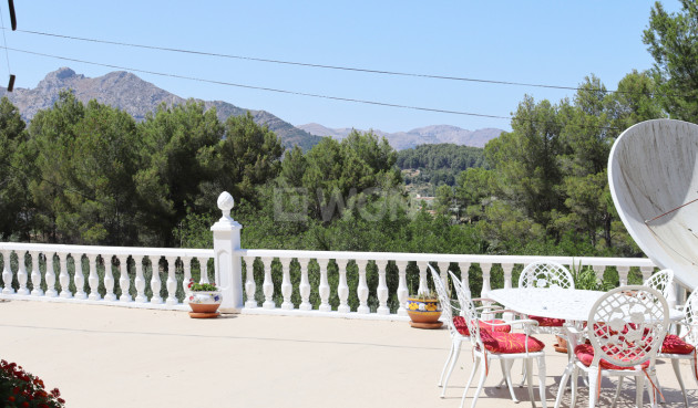 Odsprzedaż - Villa - Parcent - Inland