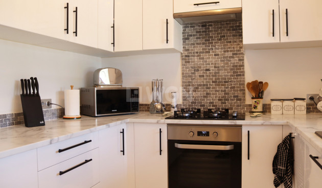 Odsprzedaż - Villa - Parcent - Inland