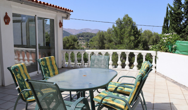 Odsprzedaż - Villa - Parcent - Inland