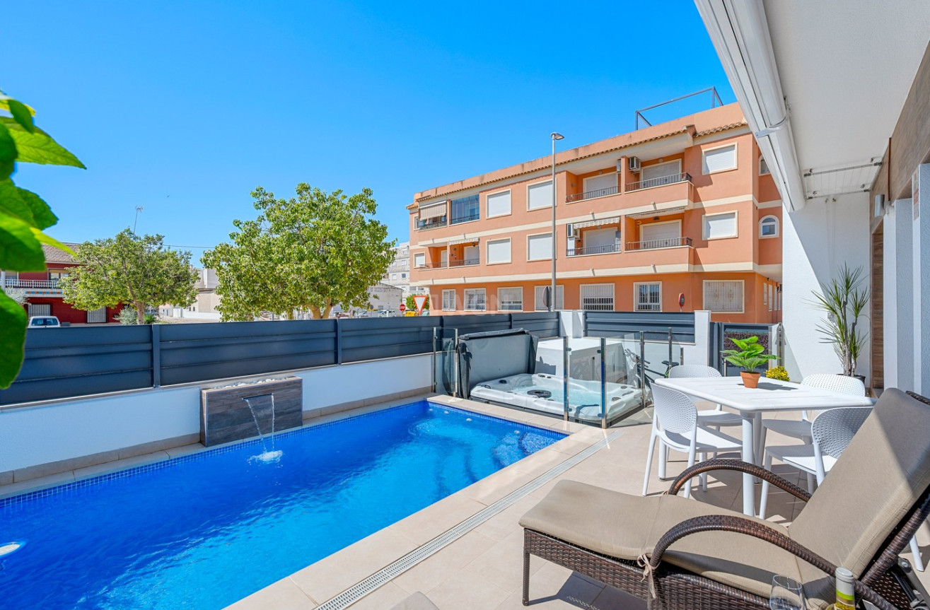 Reventa - Adosado - Formentera del Segura - Costa Blanca