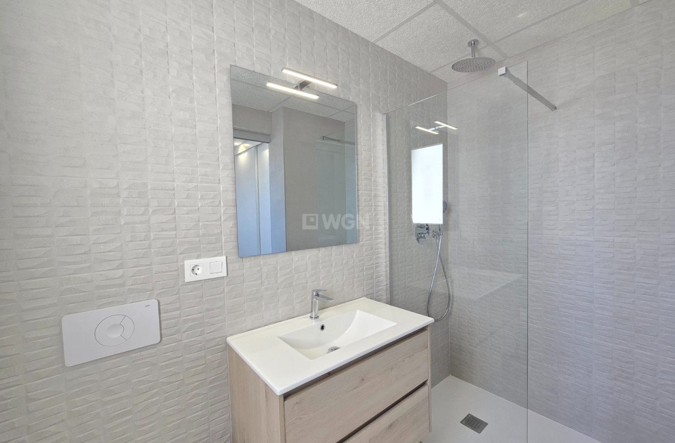 Odsprzedaż - Mieszkanie w bloku - Orihuela Costa - Costa Blanca