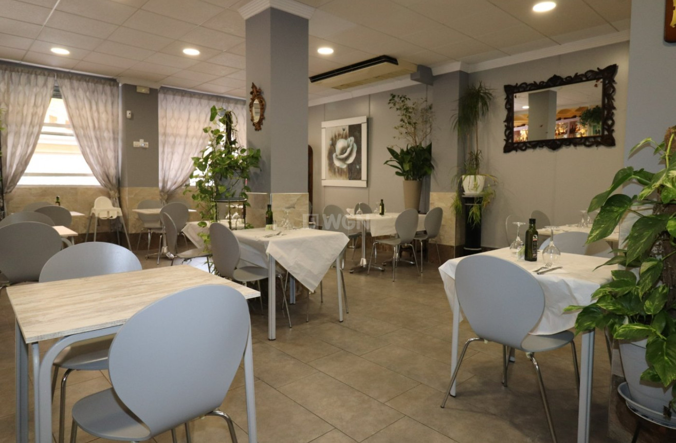 Odsprzedaż - Reklama w telewizji - Torrevieja - Playa del Cura