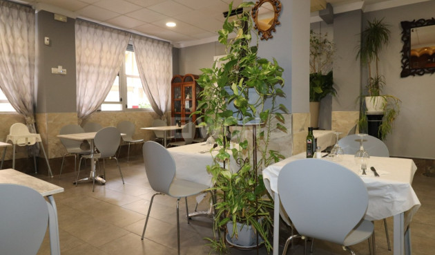 Odsprzedaż - Reklama w telewizji - Torrevieja - Playa del Cura