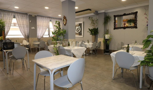 Odsprzedaż - Reklama w telewizji - Torrevieja - Playa del Cura