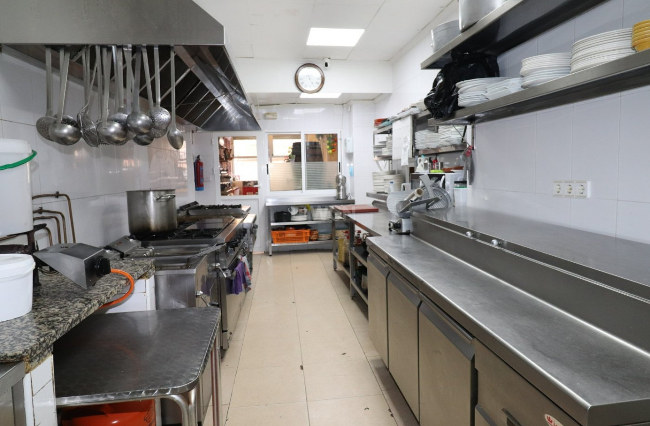 Odsprzedaż - Reklama w telewizji - Torrevieja - Playa del Cura