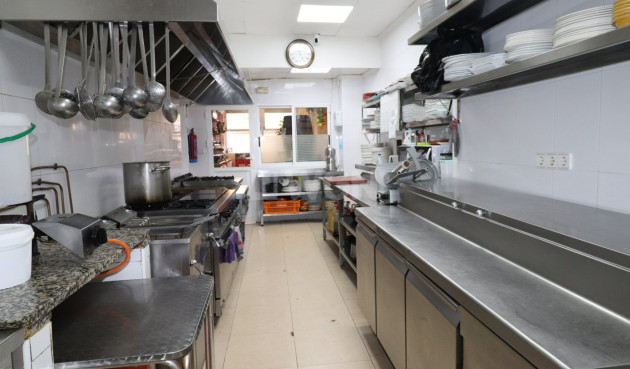 Odsprzedaż - Reklama w telewizji - Torrevieja - Playa del Cura