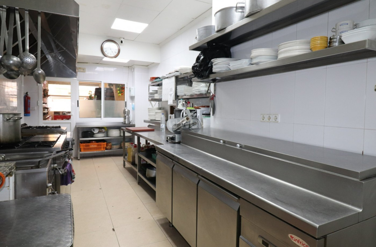 Odsprzedaż - Reklama w telewizji - Torrevieja - Playa del Cura