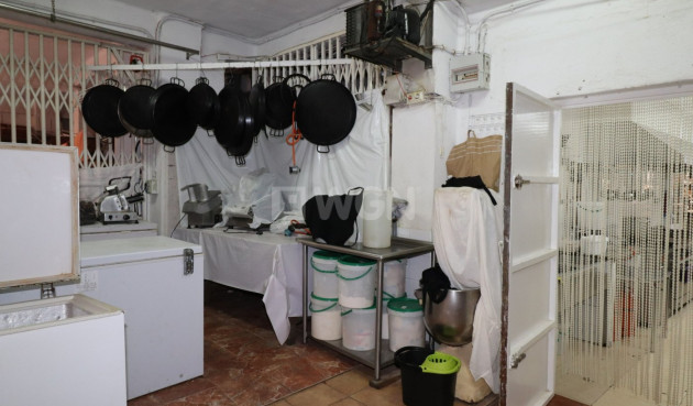 Odsprzedaż - Reklama w telewizji - Torrevieja - Playa del Cura