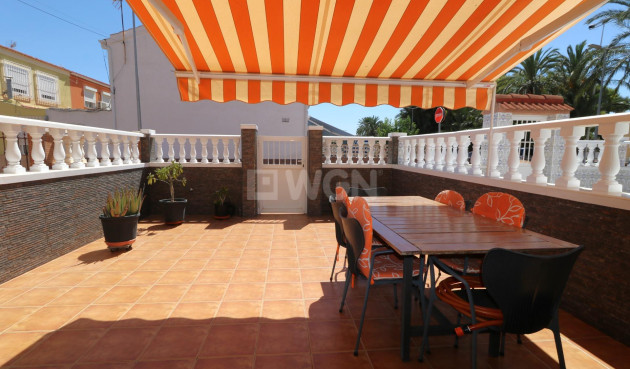 Odsprzedaż - Kamienica - Torrevieja - Playa De Los Naufragos