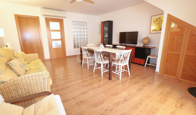 Odsprzedaż - Kamienica - Torrevieja - Playa De Los Naufragos