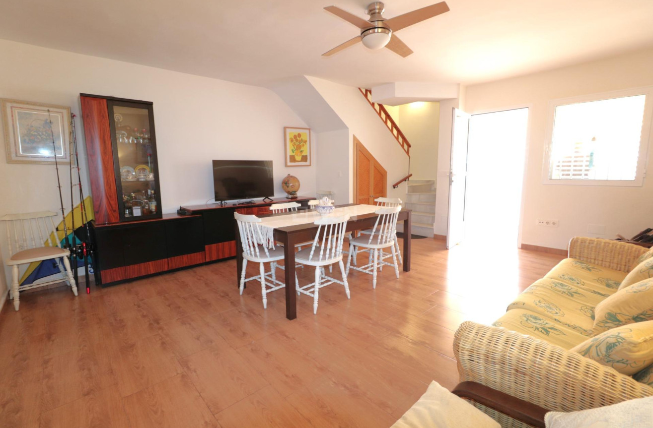 Odsprzedaż - Kamienica - Torrevieja - Playa De Los Naufragos