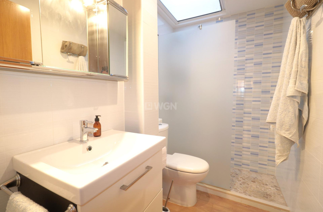 Odsprzedaż - Kamienica - Torrevieja - Playa De Los Naufragos