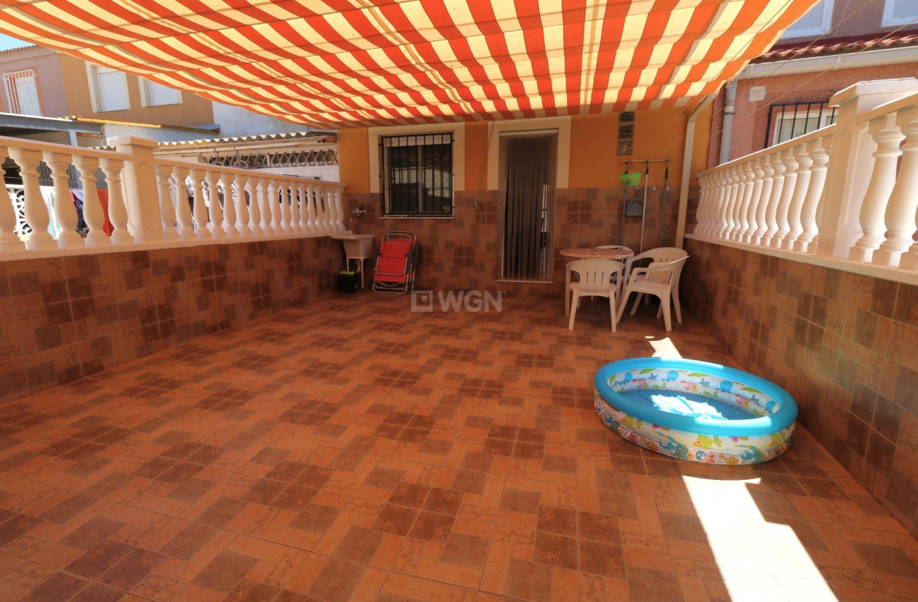 Odsprzedaż - Kamienica - Torrevieja - Playa De Los Naufragos