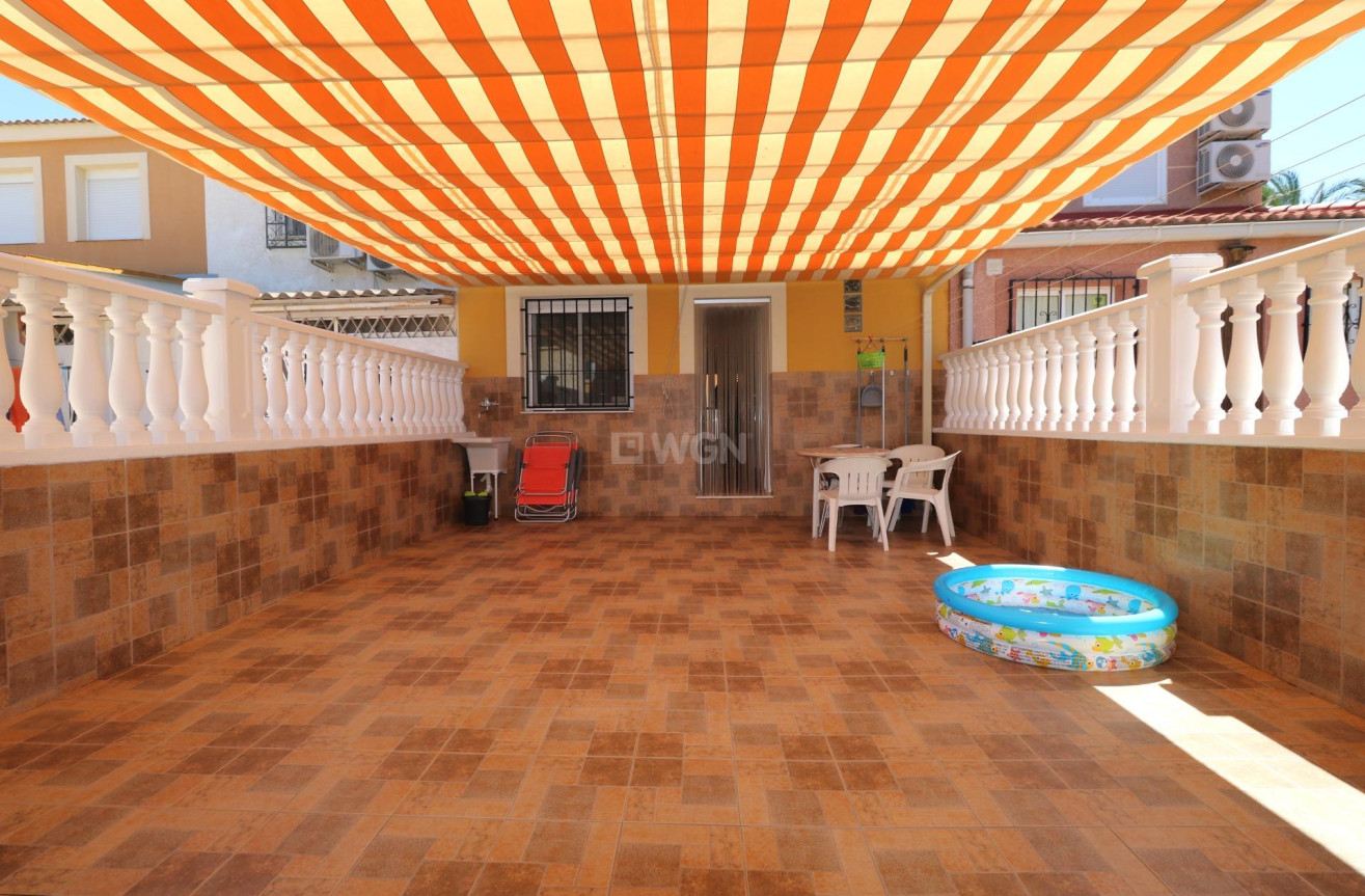 Odsprzedaż - Kamienica - Torrevieja - Playa De Los Naufragos