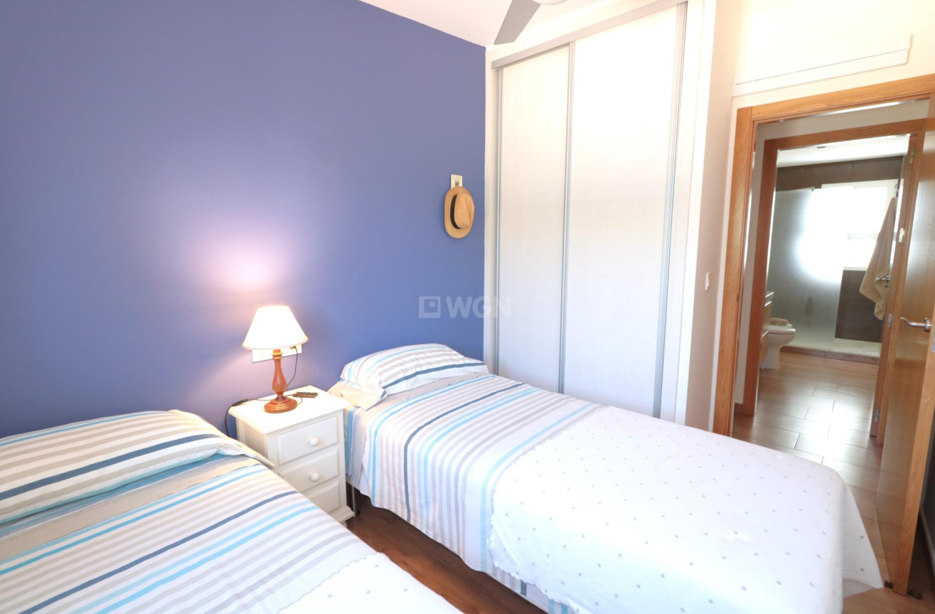 Odsprzedaż - Kamienica - Torrevieja - Playa De Los Naufragos