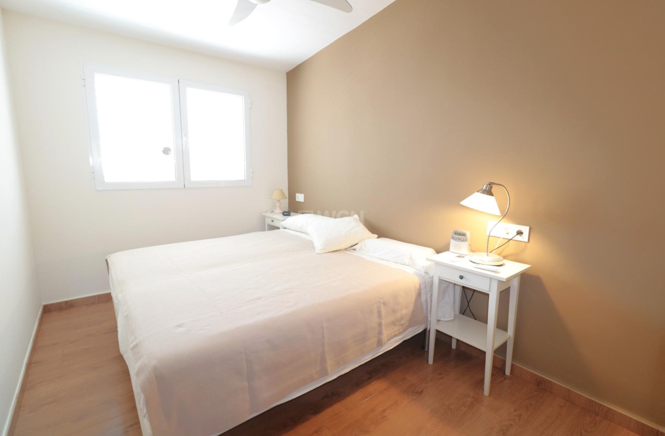 Odsprzedaż - Kamienica - Torrevieja - Playa De Los Naufragos