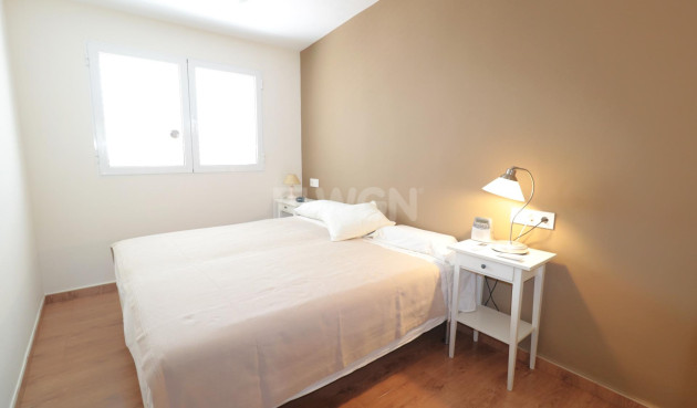 Odsprzedaż - Kamienica - Torrevieja - Playa De Los Naufragos