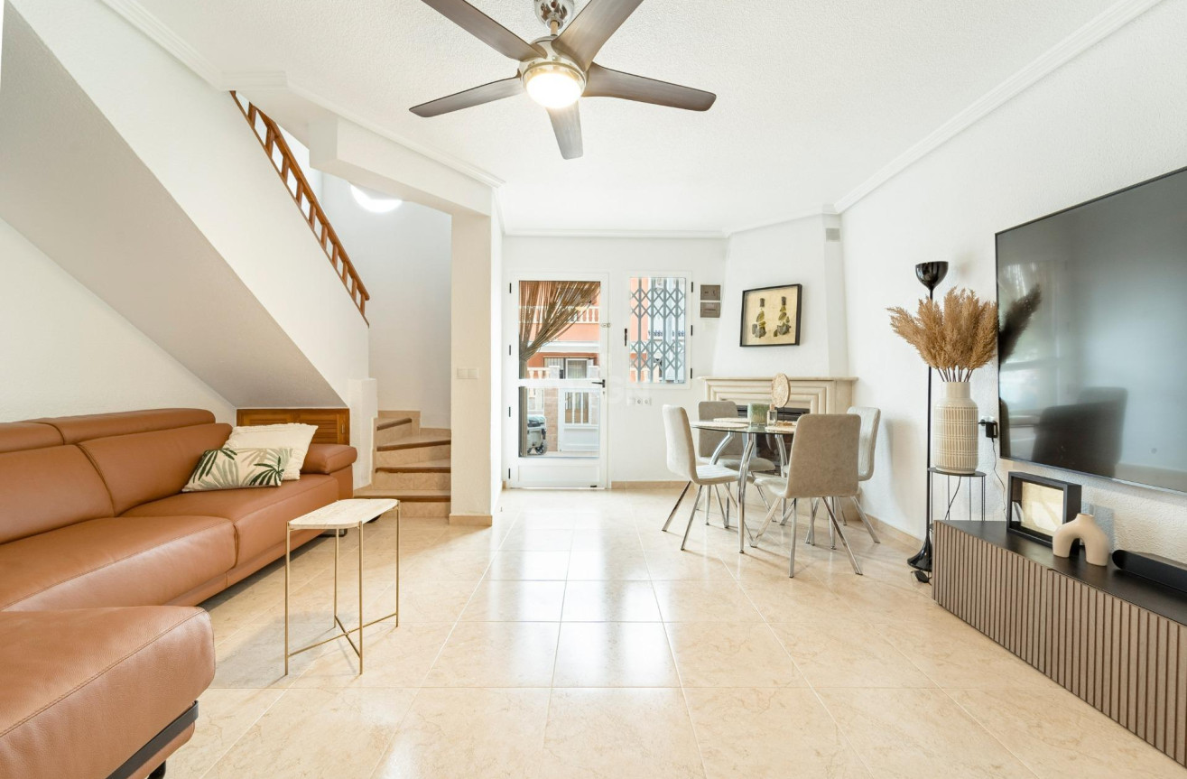 Reventa - Duplex - Torrevieja - Playa De Los Naufragos