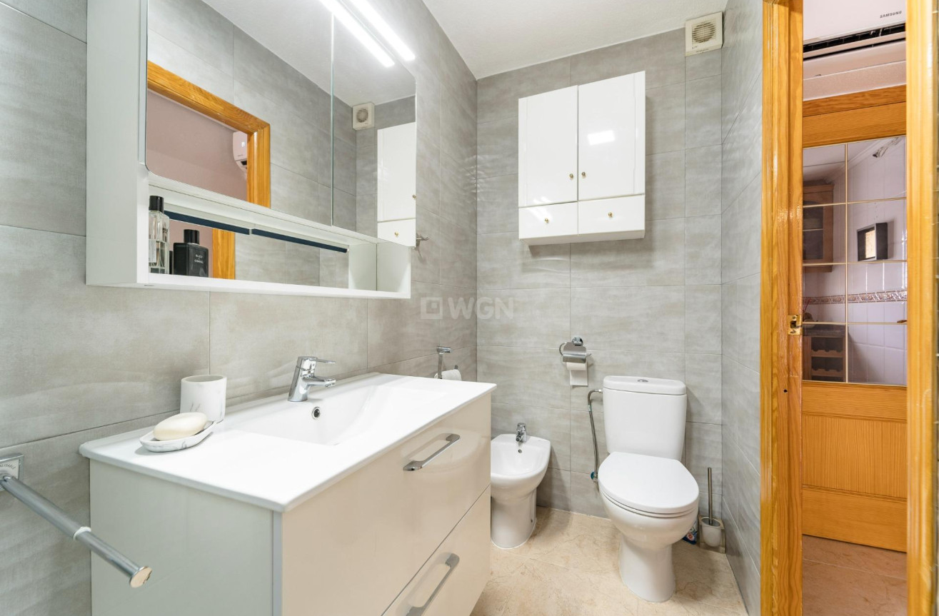 Reventa - Duplex - Torrevieja - Playa De Los Naufragos