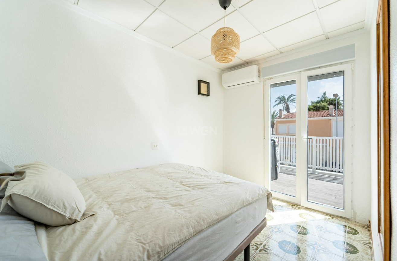 Reventa - Duplex - Torrevieja - Playa De Los Naufragos