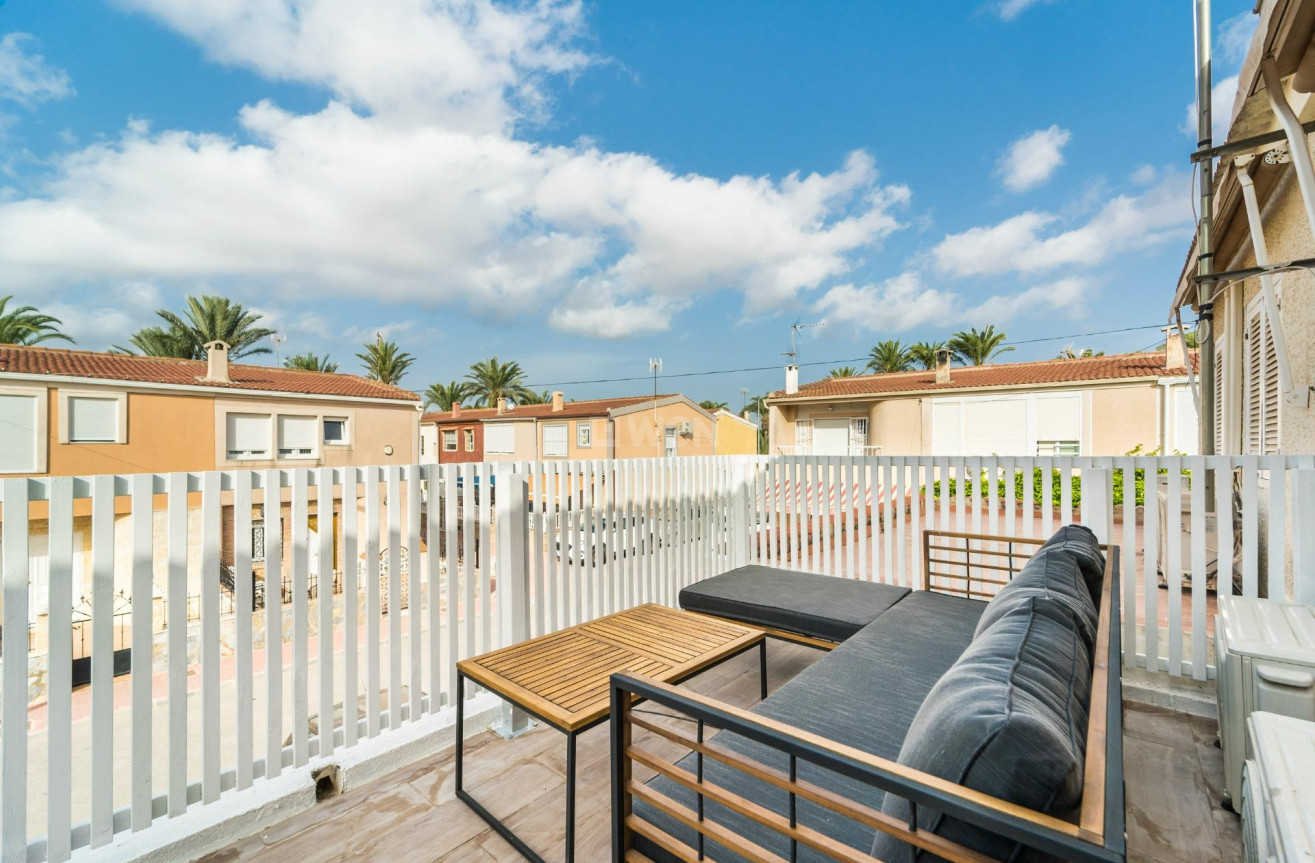 Reventa - Duplex - Torrevieja - Playa De Los Naufragos