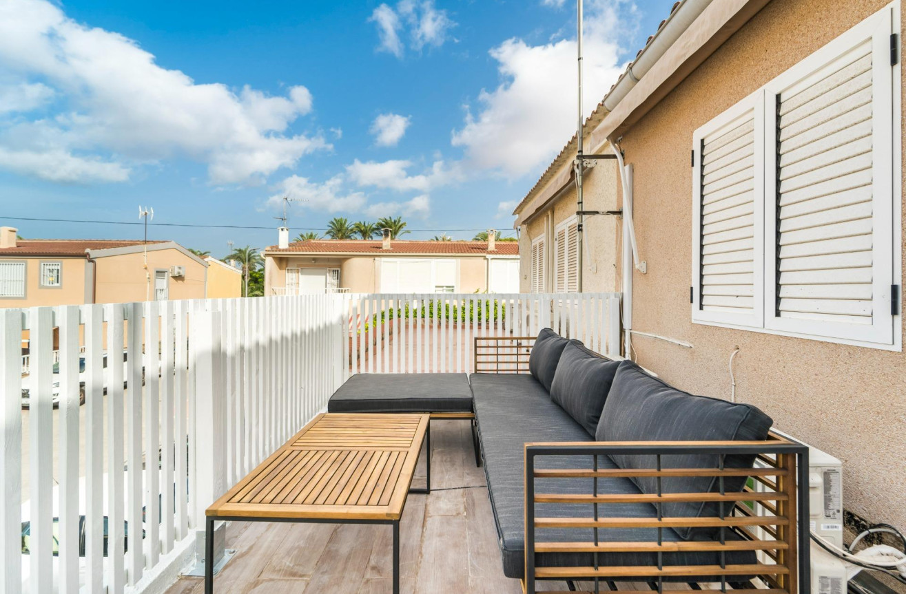 Reventa - Duplex - Torrevieja - Playa De Los Naufragos