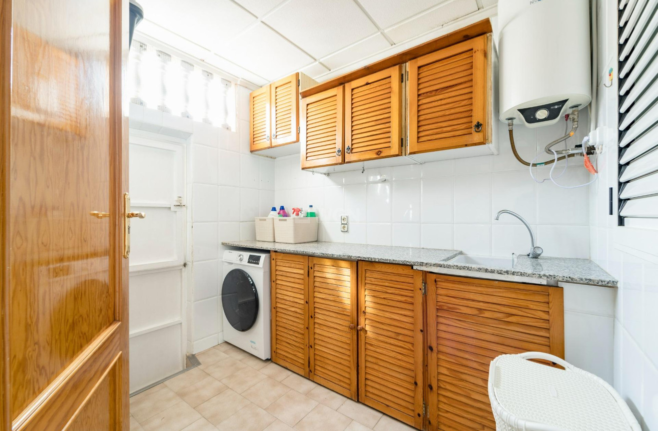 Reventa - Duplex - Torrevieja - Playa De Los Naufragos