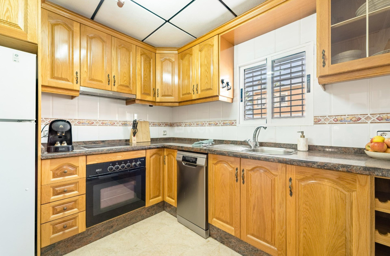 Reventa - Duplex - Torrevieja - Playa De Los Naufragos