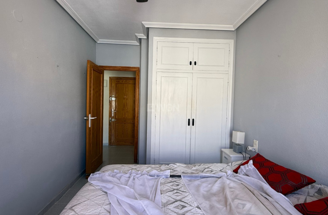 Odsprzedaż - Mieszkanie w bloku - Torrevieja - Costa Blanca